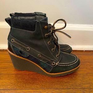 Sperry Ankle Boots